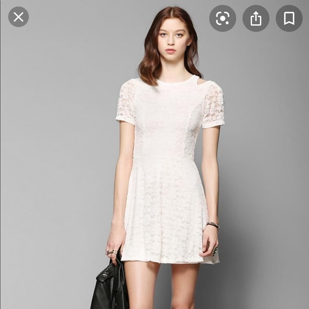 Urban Outfitters Motel Lenni Floral Lace Dress